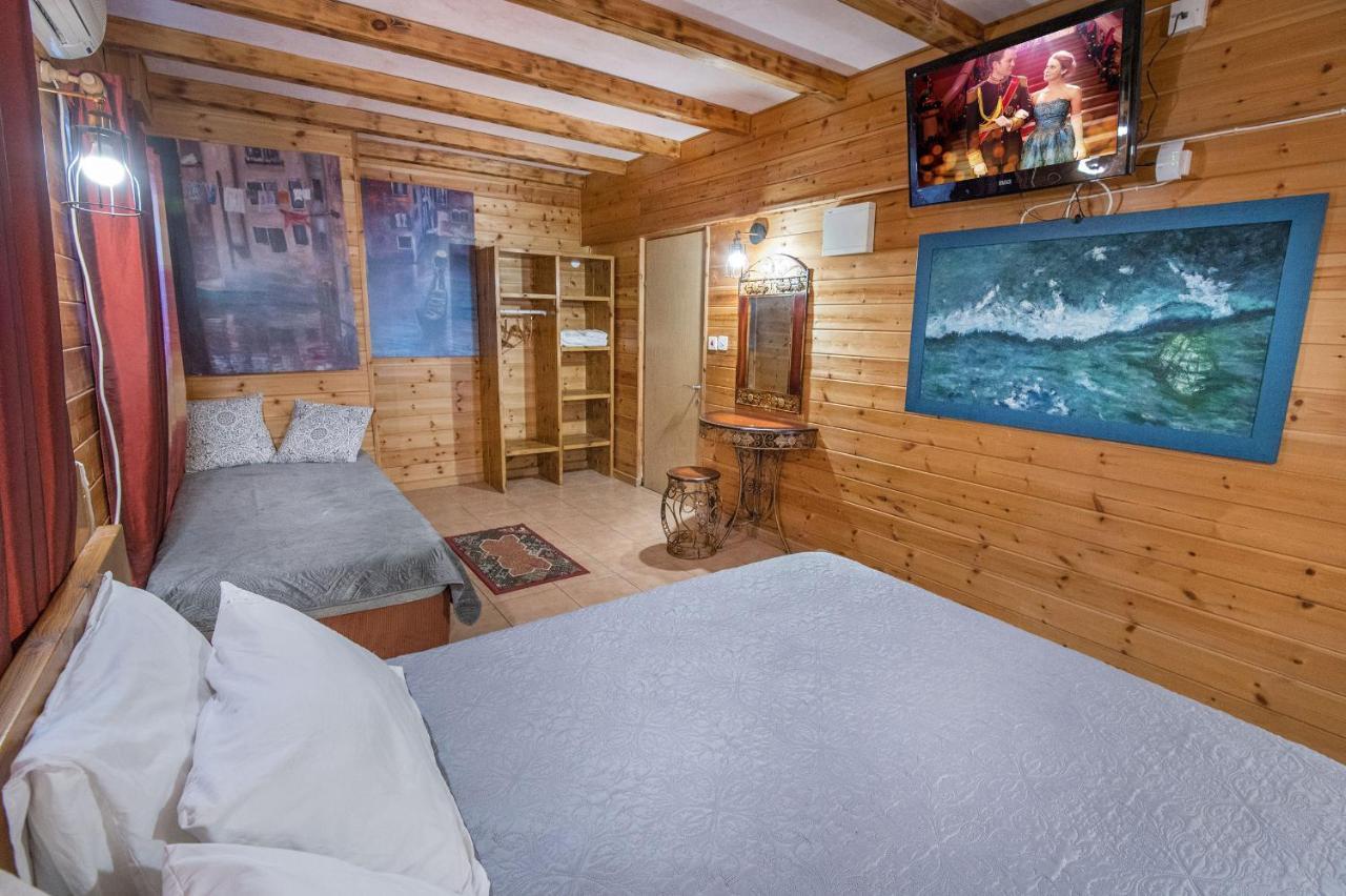 Nof Kinneret Cabins ハッド・ネス エクステリア 写真